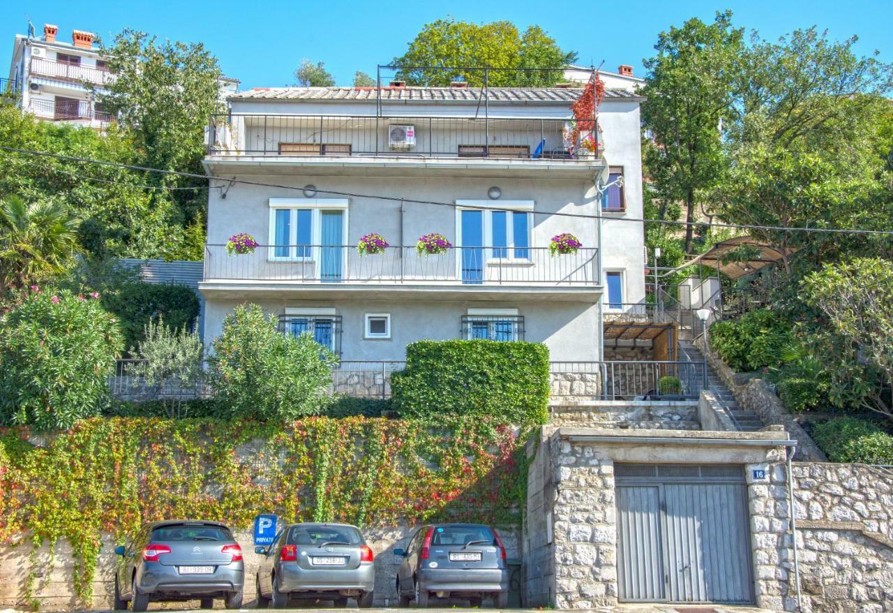 Apartments Jessica Crikvenica Exterior foto